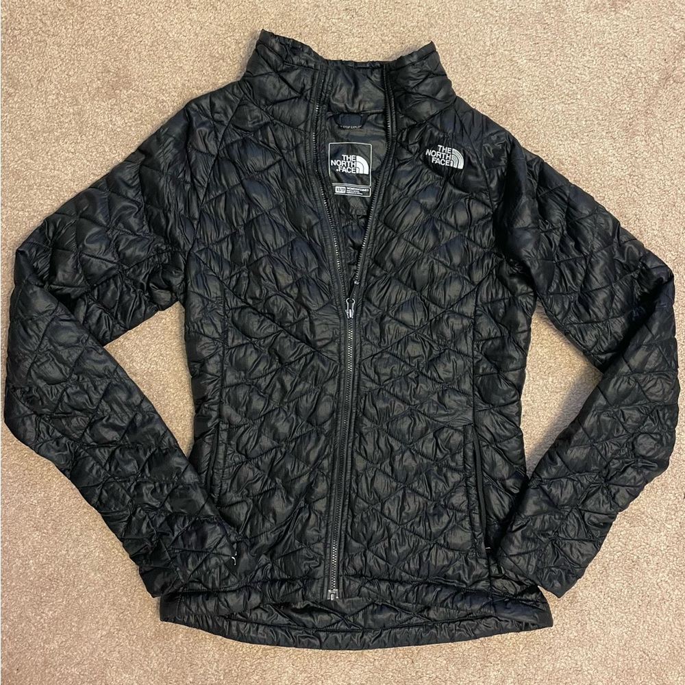 North Face puffer (XS)